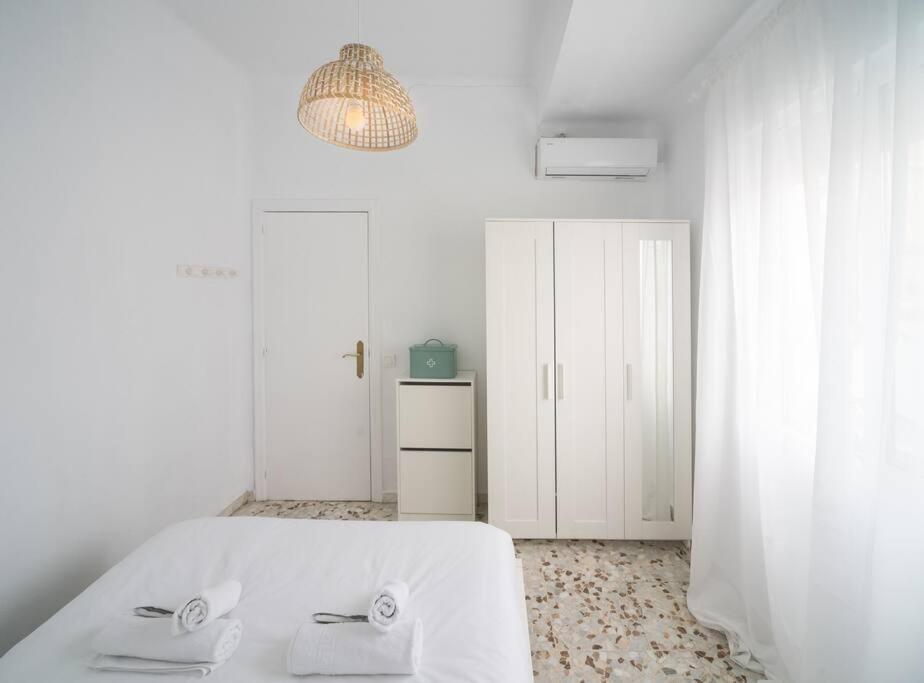 סביליה Atico Ispal Con Terraza En Centro מראה חיצוני תמונה